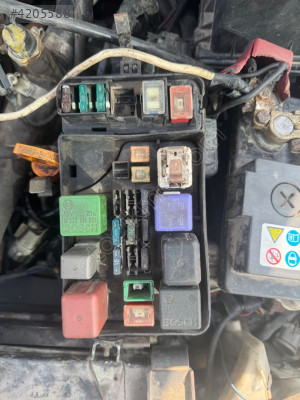 Otomatik Toyota Carina ve corona sigorta kutusu