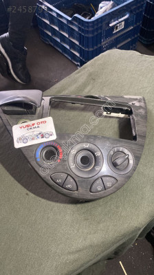 FORD FOCUS KLİMA KONTROL PANELİ