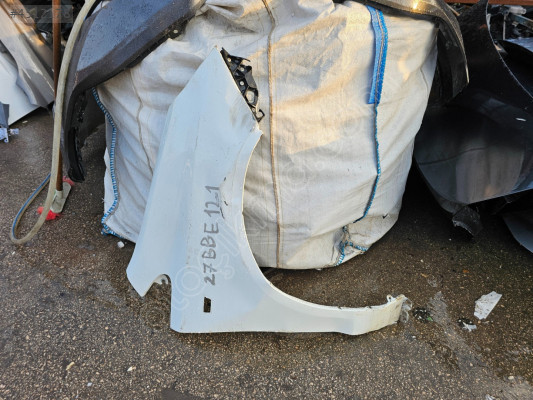 OPEL CORSA D SAĞ ÖN ÇAMURLUK ORJİNAL ÇIKMA PARÇA