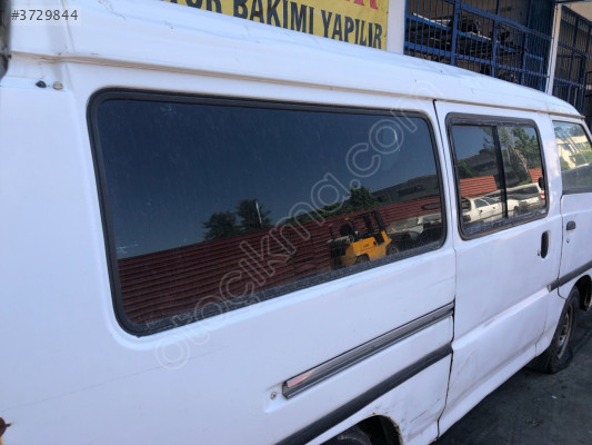 Hyundai H100 Camlı Panelvan Sağ Arka Yan Cam