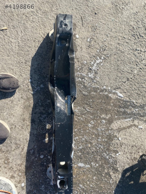 Egea cross arka tampon demiri