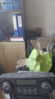 Kia seranto 2005 model radyo orjinal çıkma