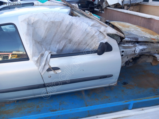 Renault clio sağ ön kapı komple dolu