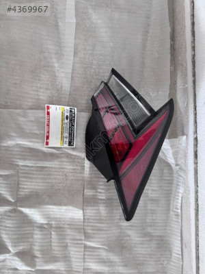 Hyundai Elantra 2021-2024 çıkma sol stop