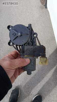 Ford fiesta mk 7 sol ön cam motoru çıkma orjinal