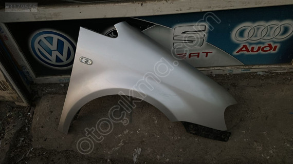2005-2013 WV CADDY SAĞ ÖN ÇAMURLUK GRİ ORJ ÇIKMA