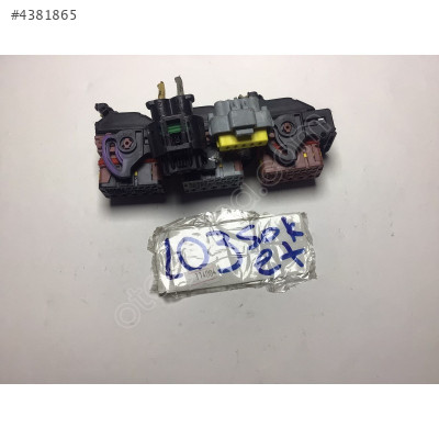 Peugeot 307 Citroen L03 Sigorta Soketi