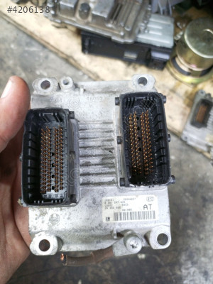 0 261 207 425-ME7.6-24 456 866 AT Opel Astra CORSA MOTOR BEYNİ