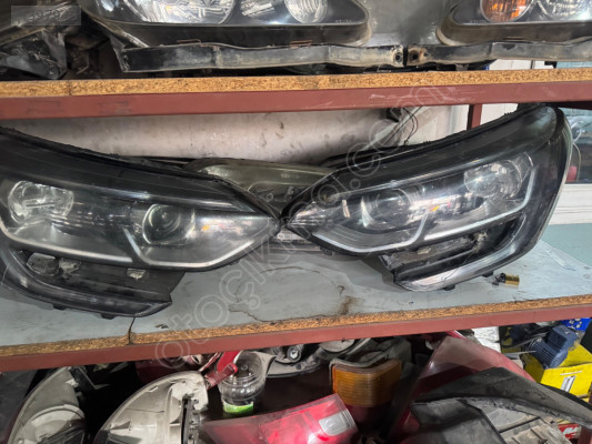 Renault Megane 4 sağ sol far