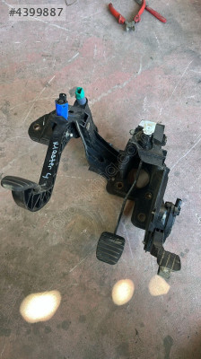 2021 RENAULT MASTER 4 ÇIKMA ORJİNAL DEBRİYAJ FREN PEDALI