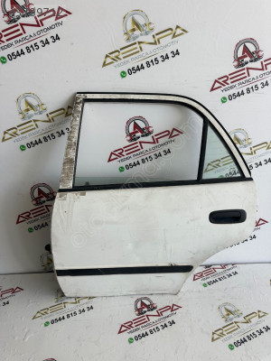 TOYOTA COROLLA SOL ARKA KAPI 99-02
