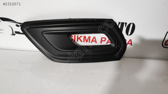 FORD CUSTOM 2018 SONRASI SOL SİS KAPAĞI