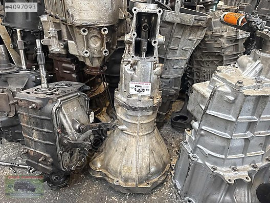Nissan Nissan D22 D21 pikap çıkma şanzıman