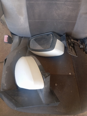 Ford focus 2.5 Dış ayna E9 024440