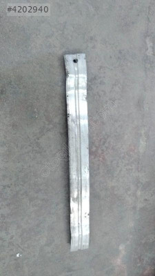 AUDI Q5 2012 2017 ÖN TAMPON DEMİRİ 8R0807113B