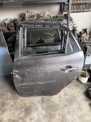 Toyota Auris kapı ve kaporta parçaları