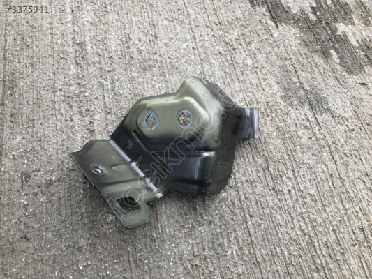 MERCEDES EQB W243 SOL ÖN ÇAMURLUK DESTEK BRAKETİ 2438809000