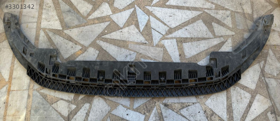 AUDİ A4 ÖN TAMPON ALT KARLIK ORJİNAL