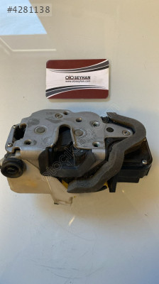 3023881 opel insignia 2014 sol arka kapı kilidi