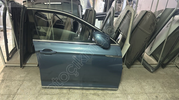 2015-2019 WV PASSAT B8 SAĞ ÖN KAPI ORJ ÇIKMA