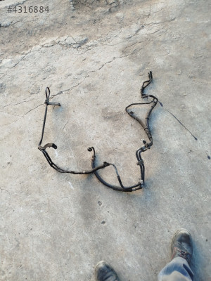 Mazda 323 direksiyon yağ borusu