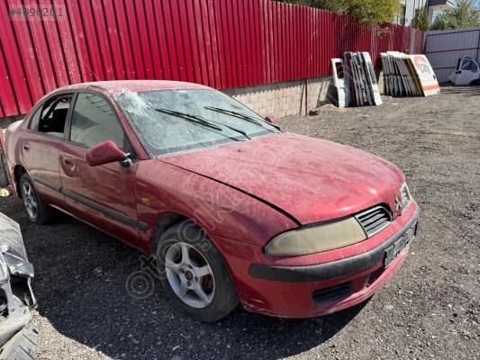 MİTSUBİSHİ CARİSMA SAĞ ÖN ÇAMURLUK 00-05 MODEL