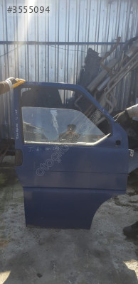 TRANSPORTER T 4 ÇIKMA HATASIZ SAĞ ÖN KAPI YEDEK PARÇALARI