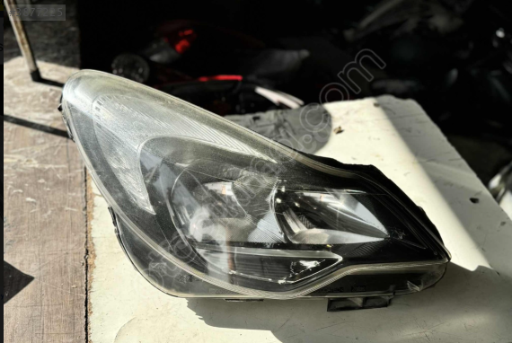 OPEL CORSA SAĞ FAR ORJİNAL EYUPCAN OTO'DA