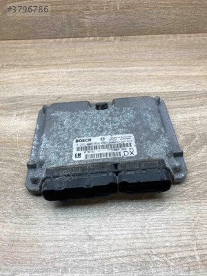 Opel Zafira 2.0 Motor Beyni / 0281001971 / 09180353
