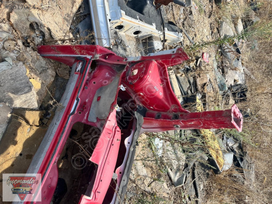 MERCEDES BL KASA SAĞ ÖN ŞASE GÜÇMANLAR