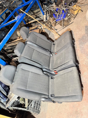 Wolksvagen caddy arka koltuk çıkma orijinal