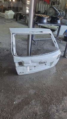 Audi A.3 model 2006 arka bagaj kapagi