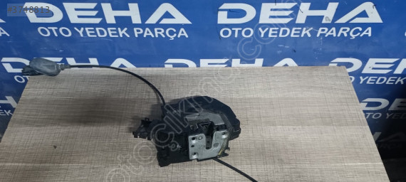 RENAULT FLUENCE MEGANE 3 SAĞ ARKA KAPI KİLİDİ 825020019R
