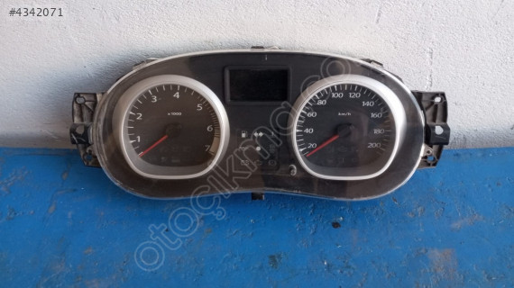 Dacia Duster gösterge paneli