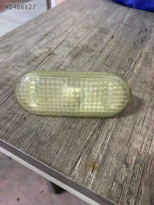 VOLKSWAGEN POLO SOL SİNYAL LAMBASI