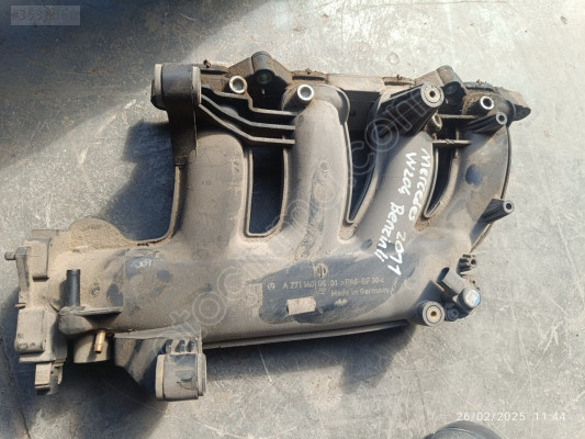 Mercedes W204 Benzinli emme manifoldu A2711400601