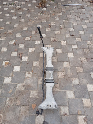 Alfa Romeo 147 - 156 travers