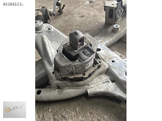 BMW 3 SERİSİ G20 MOTOR KULAK SAG SOL 75811617