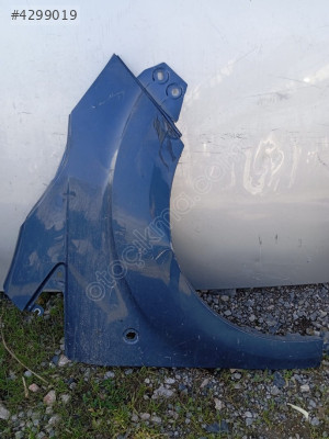 2018-23 FORD COURİER SAĞ ÖN ÇAMURLUK ÇIKMA ORJİNAL