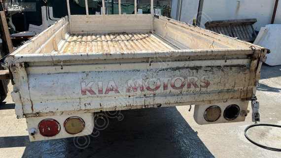 HYUNDAİ H100 KASA ÇEVİK OTO ÇIKMA