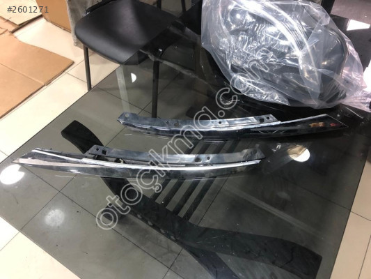 HONDA CİVİC 2016-2018 SAĞ-SOL FAR KAŞI 71124-TEA-T01