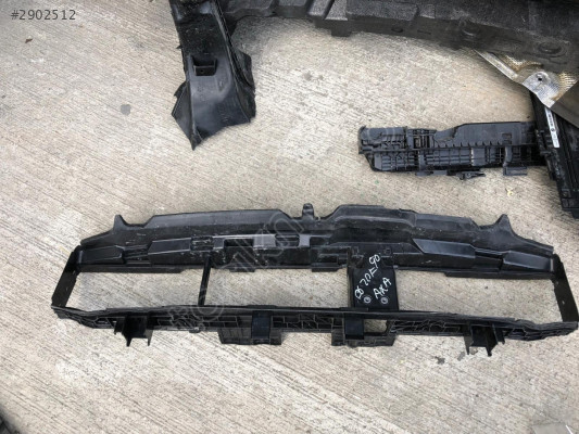 BMW 4 SERİ G22 RADYATÖR HAVA KANALI 8071320-06