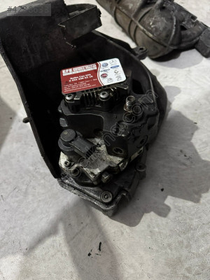 Volkswagen Crafter 2.5 Mazot Pompası