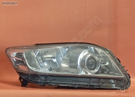 toyota Rav4 sağ far