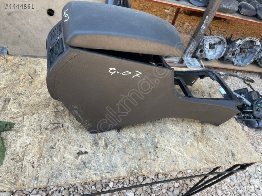 PEUGEOT 407 ORTA KONSOL