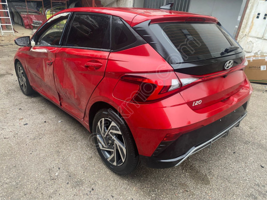 HYUNDAİ İ20 SOL ARKA ÇAMURLUK SÖKME 2021/2024
