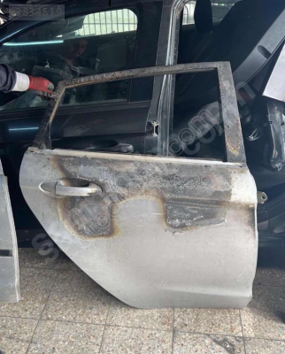 FORD FİESTA 2014 SAĞ ARKA KAPI ORJİNAL EYUPCAN OTO'DA