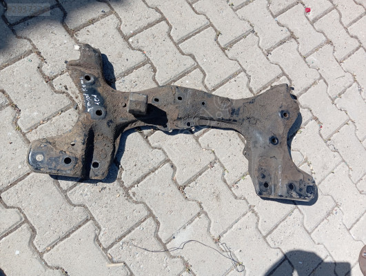 1996 2001 Toyota Corolla alt travers