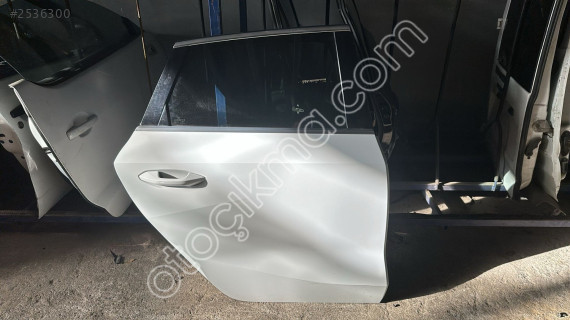 AUDİ A3 SPORTBACK 8Y ARKA KAPI SAĞ DOLU BURSA MG