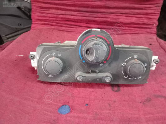 Renault megane 2 gösterge paneli dizel 8200399700